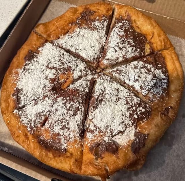 PIZZA FRITTA.